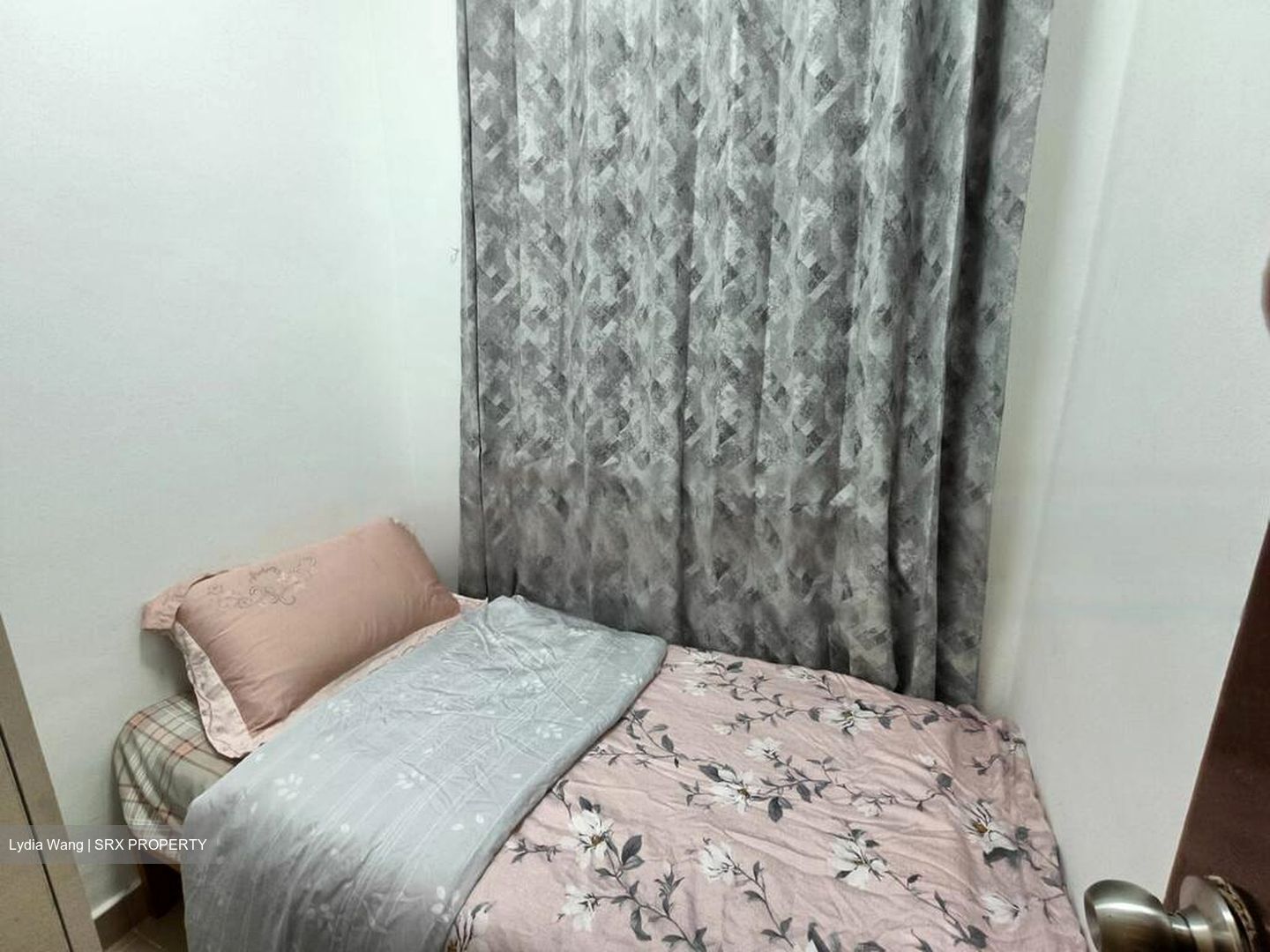 Papillon (D12), Apartment #573089481